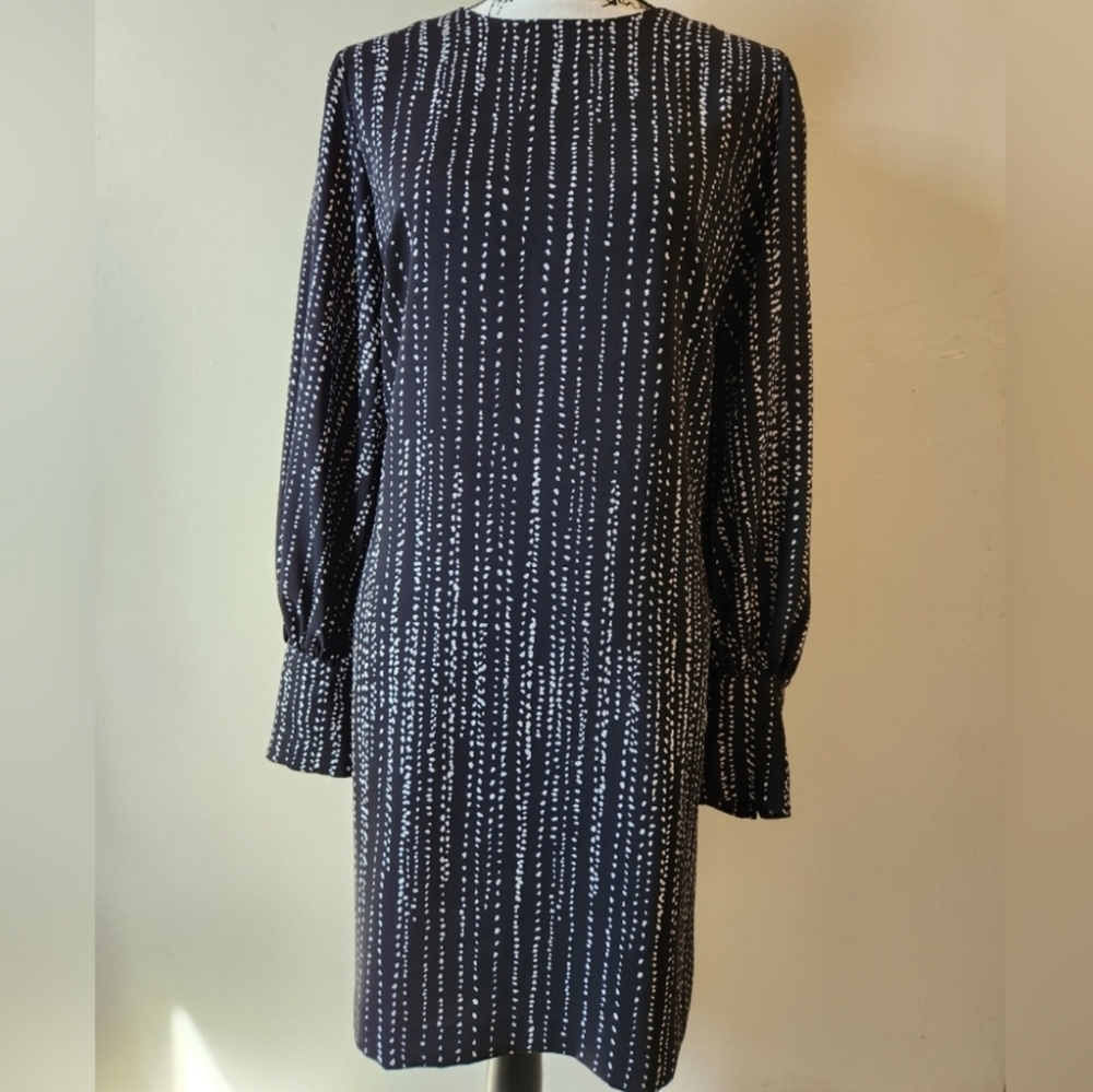 H&M Long Sleeve Jewel Neck Shift Dress, 14. Black & White